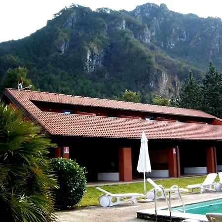 — Pool — Idro Holiday home *